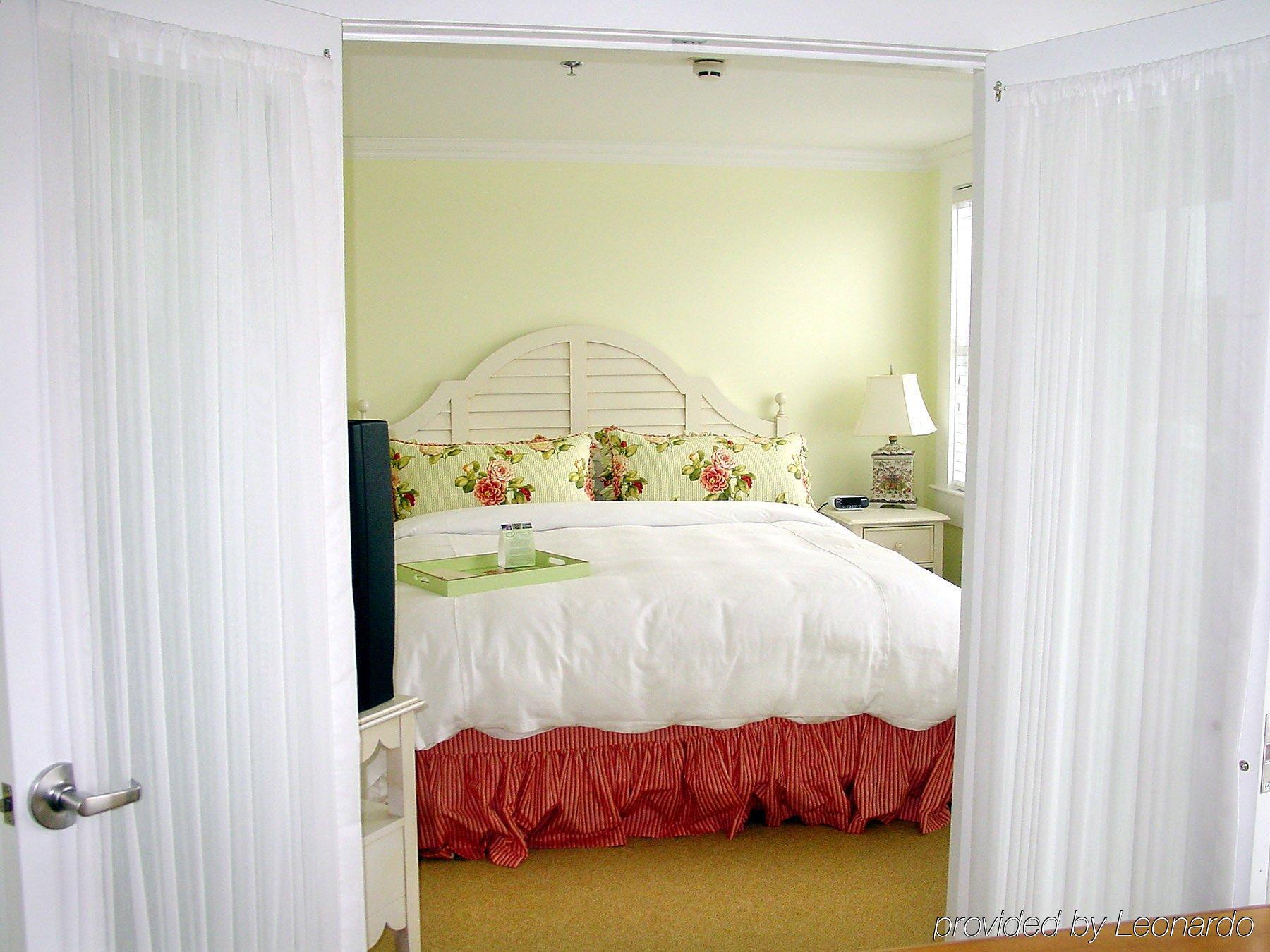 Mansion House Inn Vineyard Haven Room photo
